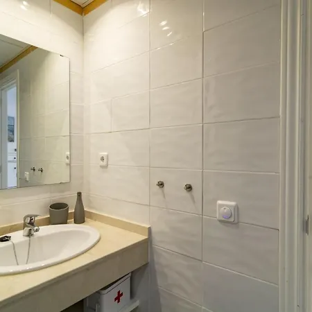 Daire La-beautiful 3 Bedroom Penthouse Close To Sea *