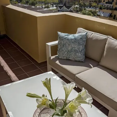 Lägenhet La-beautiful 3 Bedroom Penthouse Close To Sea