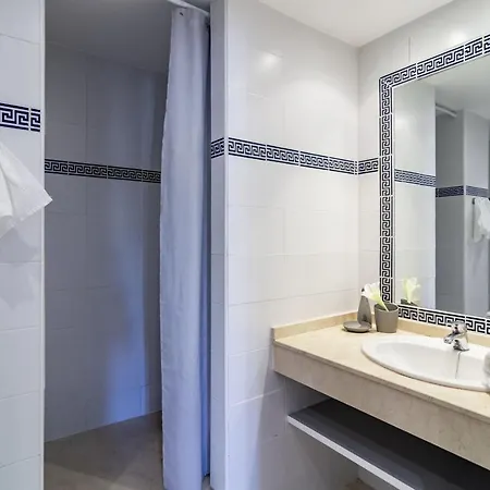 Lägenhet La-beautiful 3 Bedroom Penthouse Close To Sea