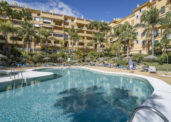 La-beautiful 3 Bedroom Penthouse Close To Sea *