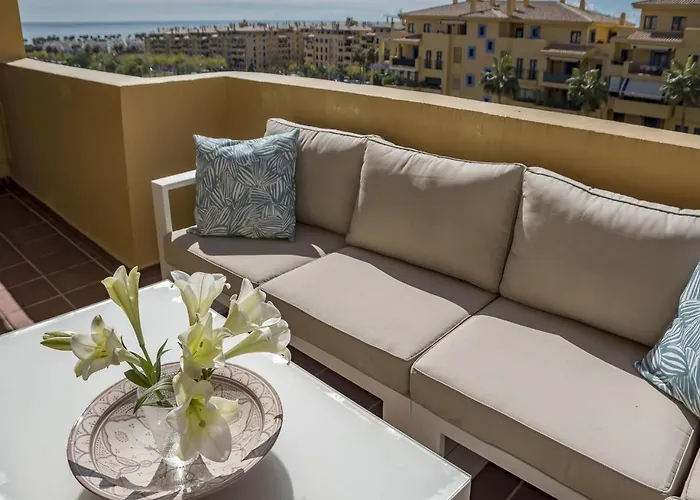 La-beautiful 3 Bedroom Penthouse Close To Sea Marbella