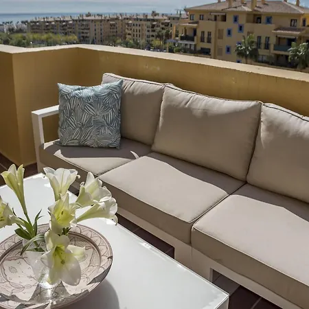 La-beautiful 3 Bedroom Penthouse Close To Sea Marbella